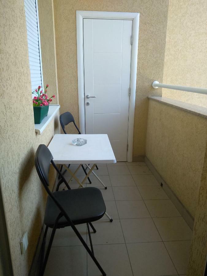 Apartman Marina Sa Garazom Нови-Сад Экстерьер фото